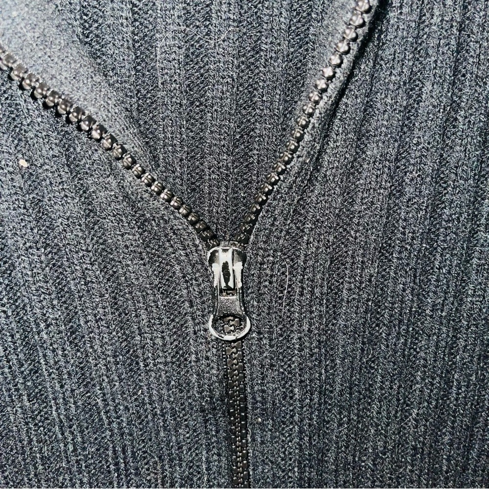 Vintage Woman’s GAS Sweater Black Acrylic Knit Double Zipper Hooded Sweatshirt - Picture 8 of 8